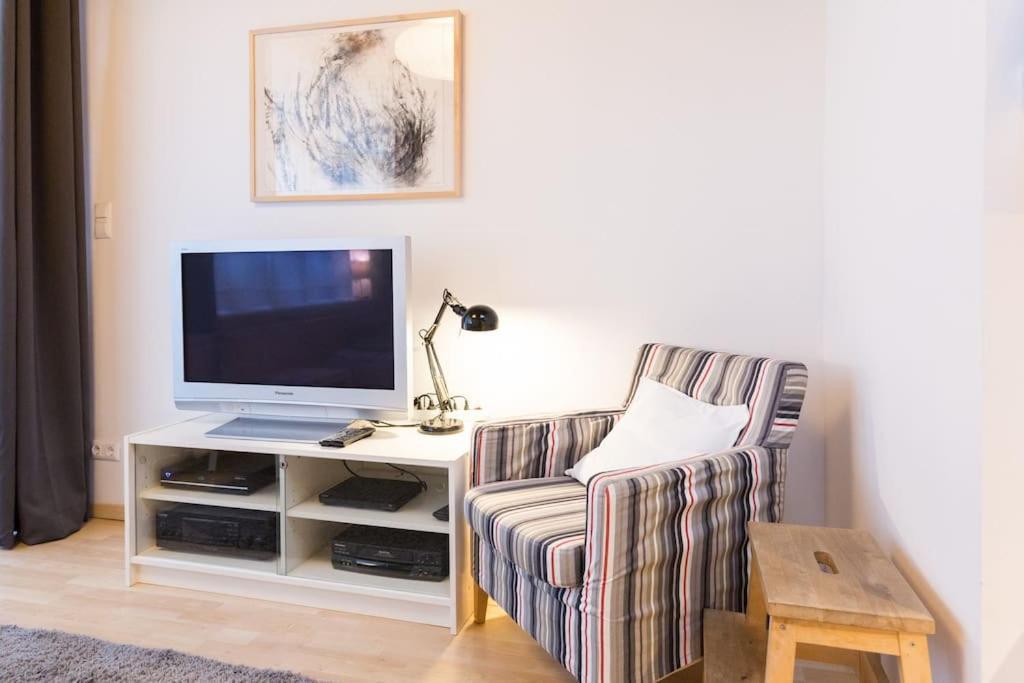 Apartment Wilhelmstr Fuer Bis Zu 3 Personen Brühl Exterior foto